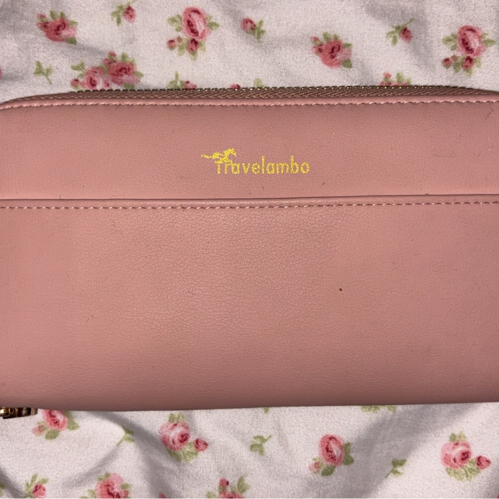 Small women’s wallet